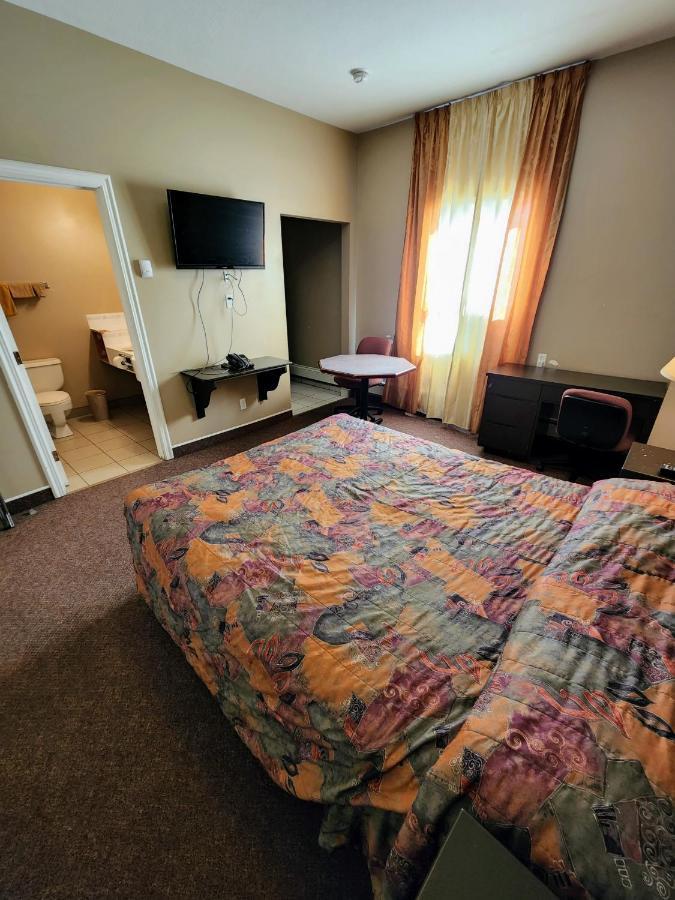 Bonnyville Hotel Kültér fotó