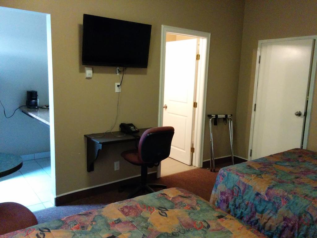 Bonnyville Hotel Kültér fotó