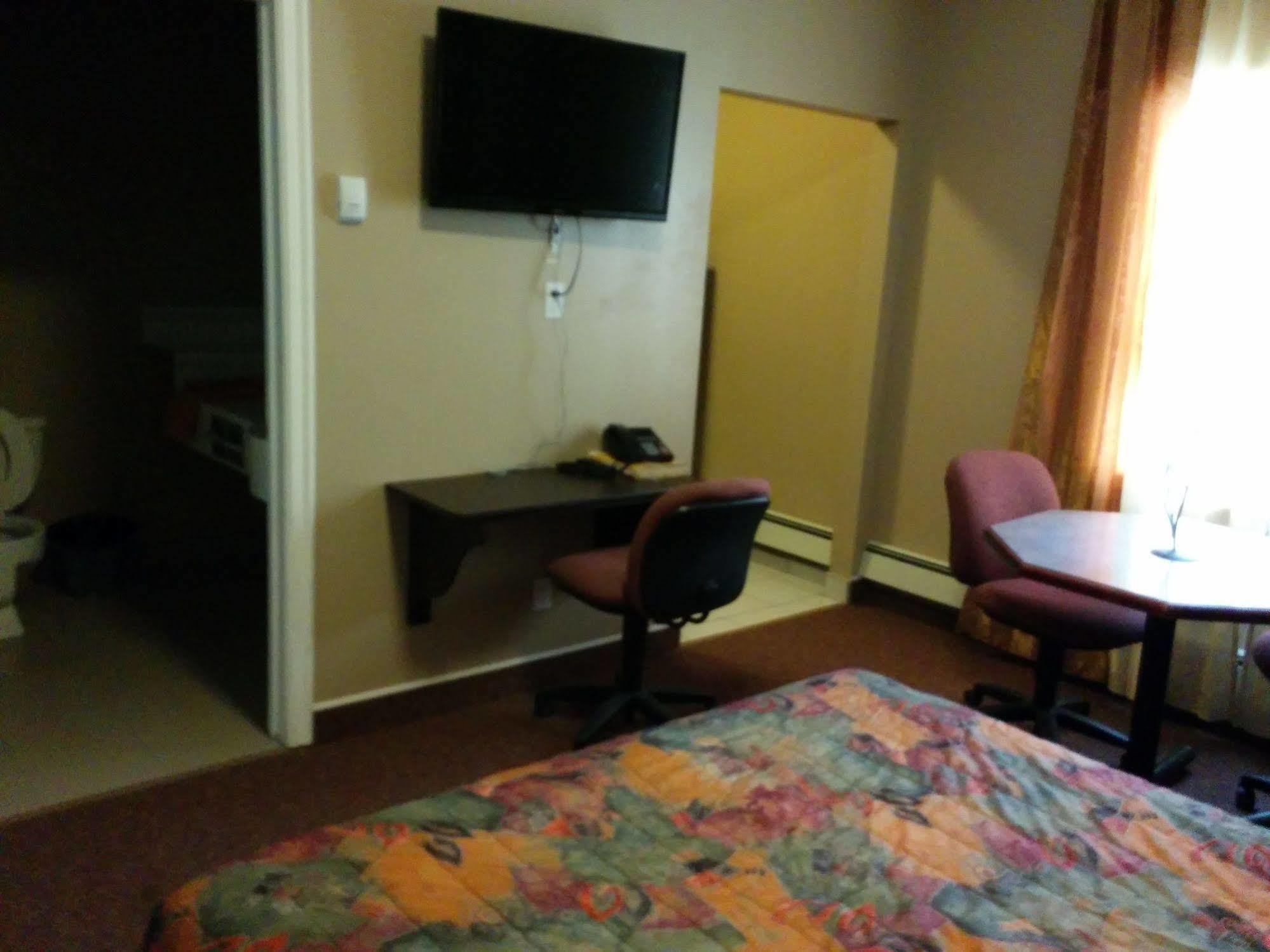 Bonnyville Hotel Kültér fotó